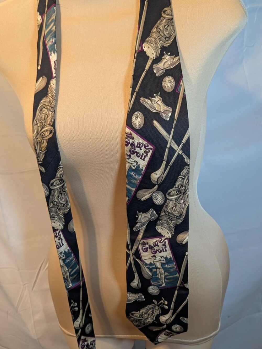 Vintage Lorenzo Selilna 100% Silk Men's Tie Golf Golfcore Sports